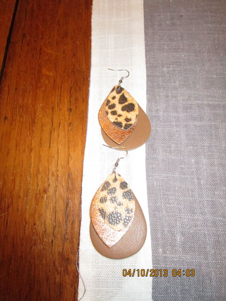 Boucles d'oreilles 4 Le Mesnil-R�aume (76)