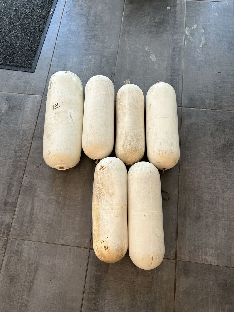 bou�es pare battage 20 Quimper (29)