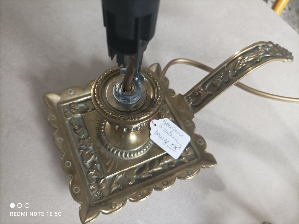 BOUGEOIR  A   MAIN 0 Borne (43)