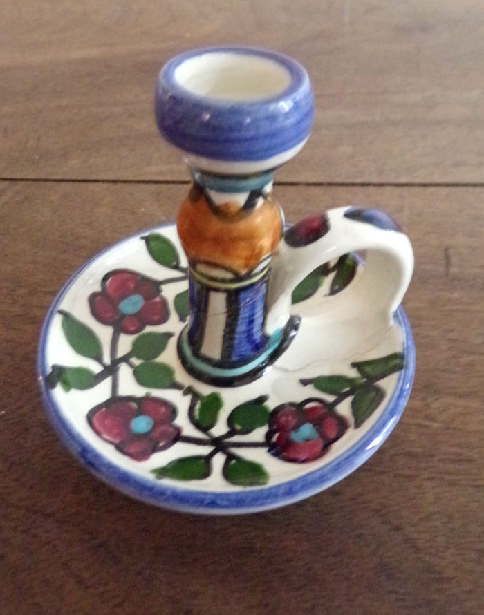 Bougeoir porcelaine motif fleur avec poign�e 2 Laval (53)