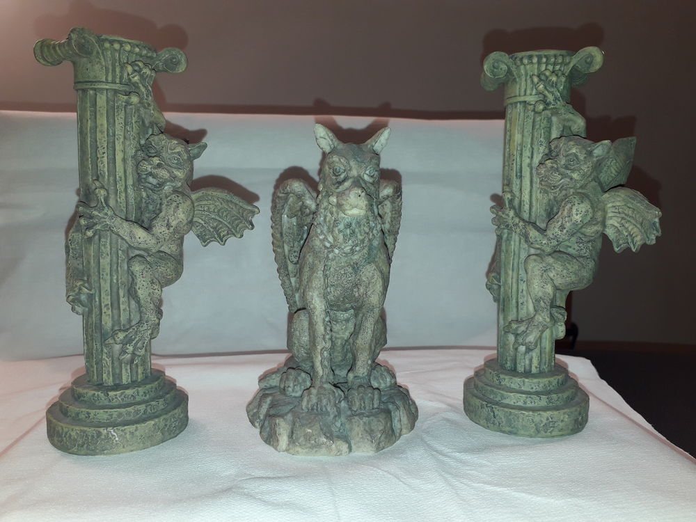 2 Bougeoirs 1 Gargouille 0 Le Blanc-Mesnil (93)