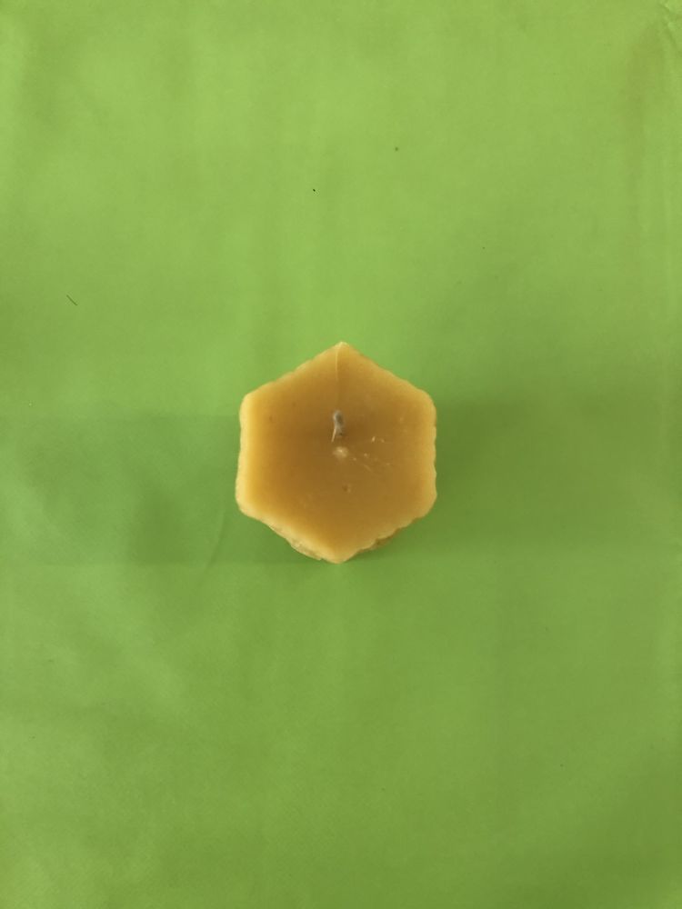 Bougie octogonale en cire d'abeille 100% naturelle et bio  9 Massy (91)