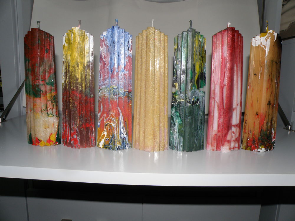 BOUGIES DECORATIVES PYRAMIDE/ESCALIER 22cm 300gr 10 Marsas (33)