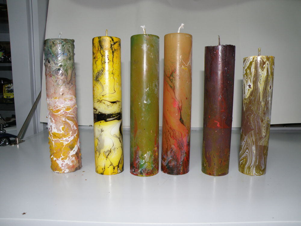 BOUGIES DECORATIVES  RONDES MARBREES  12 Marsas (33)