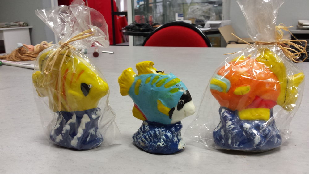 3 bougies poissons color�s 0 Tours (37)
