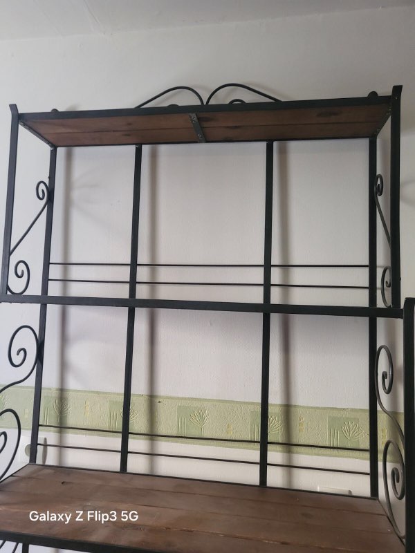 Boulang�re fer forg� et bois 100 La Mothe-Saint-H�ray (79)