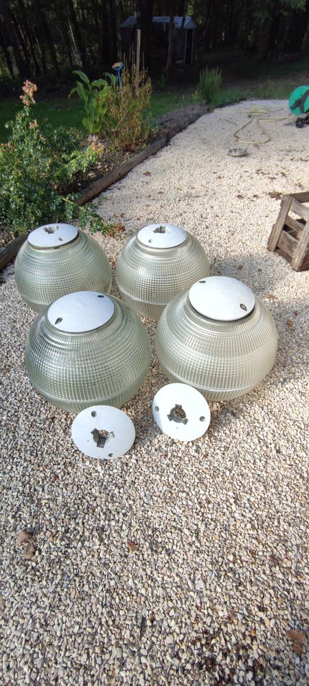 boule holophane en verre 400 Tr�lissac (24)