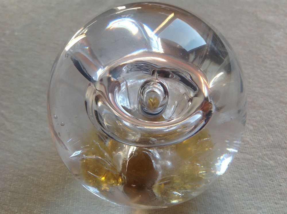 BOULE DE SULFURE EN VERRE PRESSE PAPIER Envoi Possible
17 Tr�gunc (29)