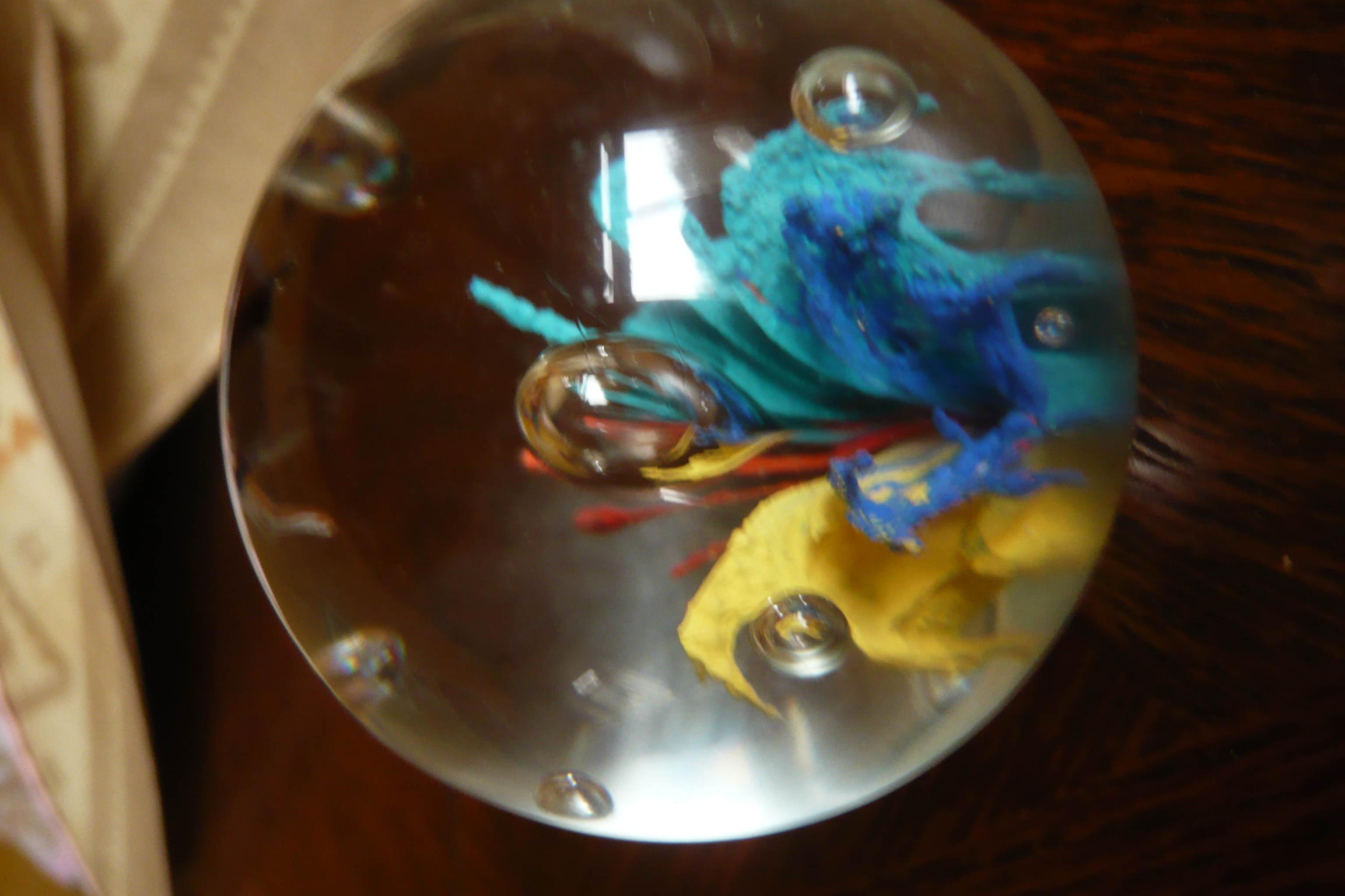 Boule en verre sulfur�e 15 Aydat (63)