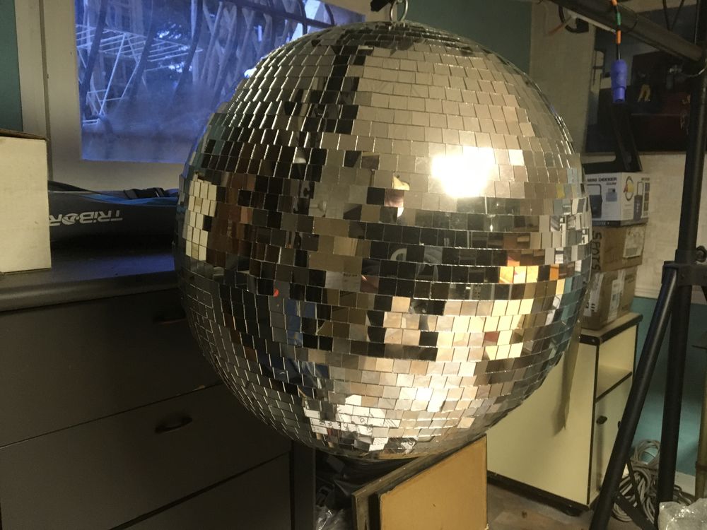 2 boules � facettes 0 Saint-Lys (31)