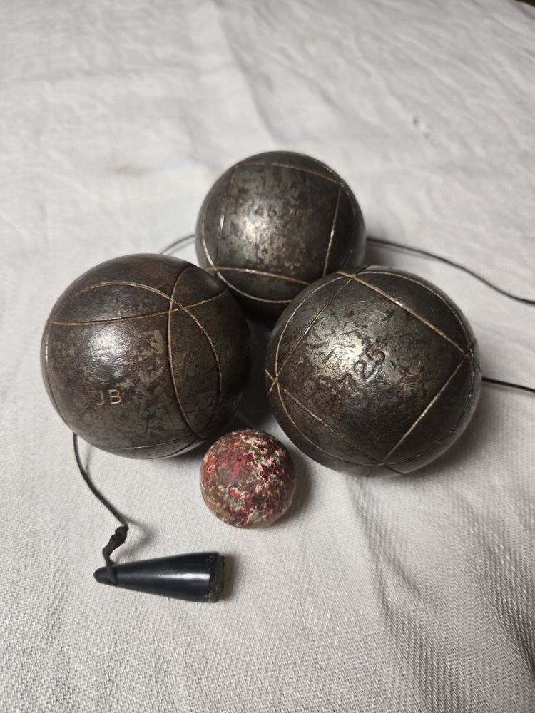 Boules de p�tanque de comp�tition 400 Montauban (82)
