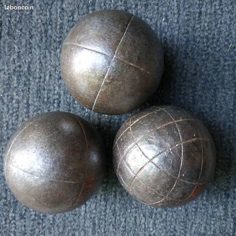 Boules de P�tanque Triplette D73 P690gr 39 Montpellier (34)