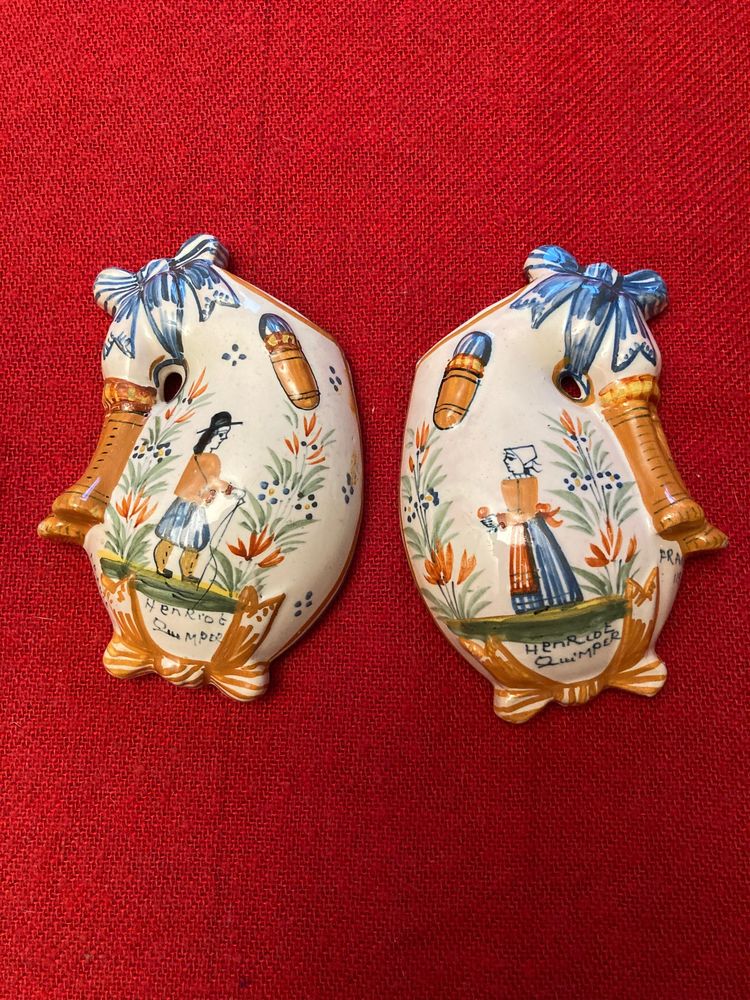 Bouqueti�res biniou (couple) en fa�ence Henriot Quimper 45 Pescadoires (46)