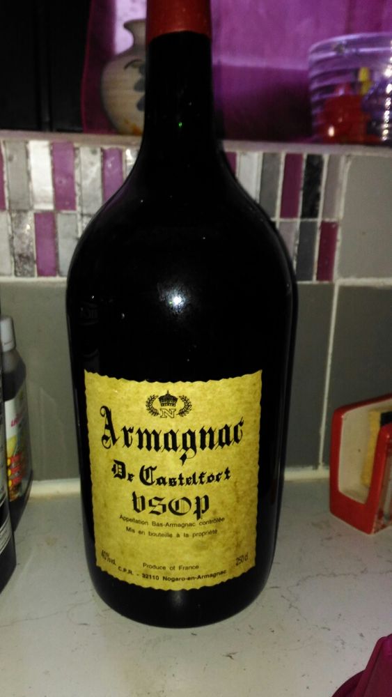 bouteille armagnac 150 Lyon 1 (69)