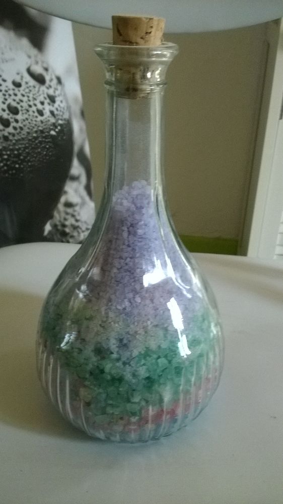 Bouteille avec cristaux pastel multicolores 8 Talange (57)