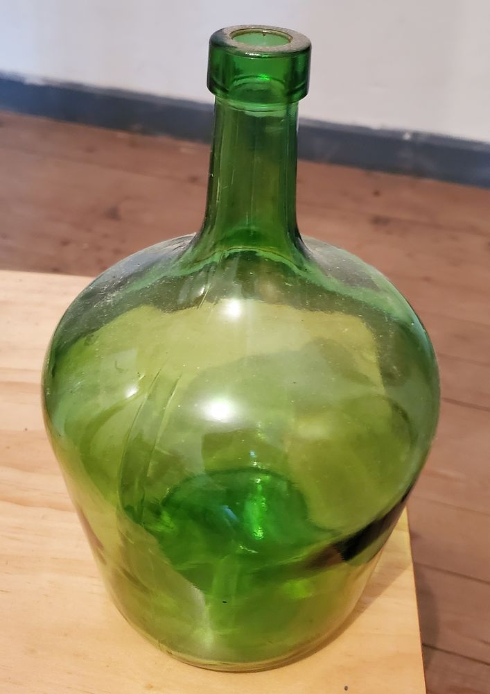 Bouteille d�corative 10 La Gouesni�re (35)