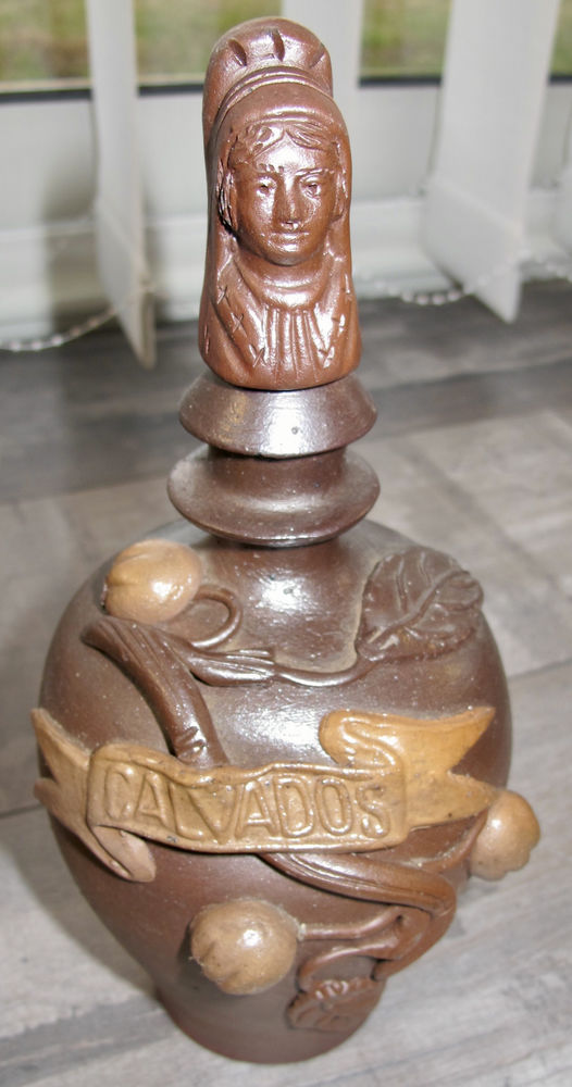 Bouteille en gr�s de Calvados 8 Marolles (41)