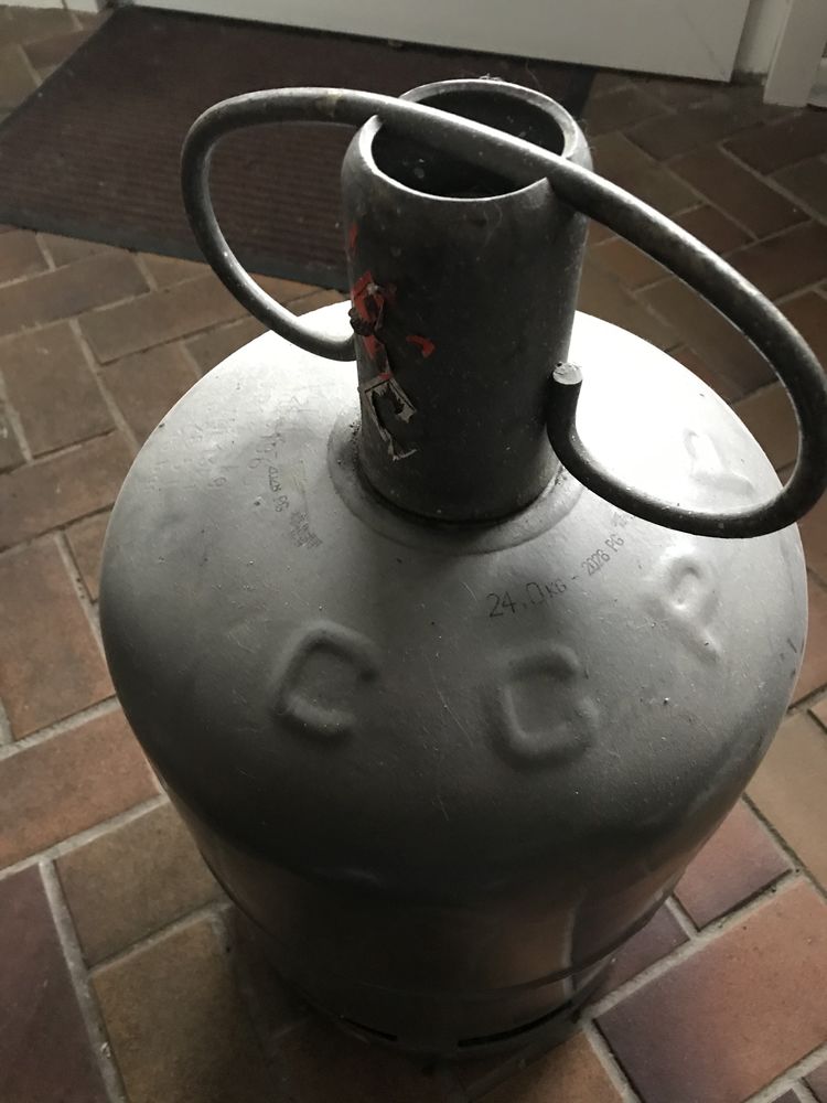 Bouteille de gaz grise 5 Freybouse (57)