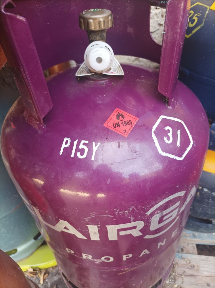 Bouteille de gaz Propane Clairgaz 11 kg Leclerc 25 Velleron (84)