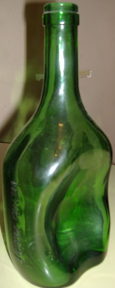 Bouteille vide originale 10 Clermont-Ferrand (63)