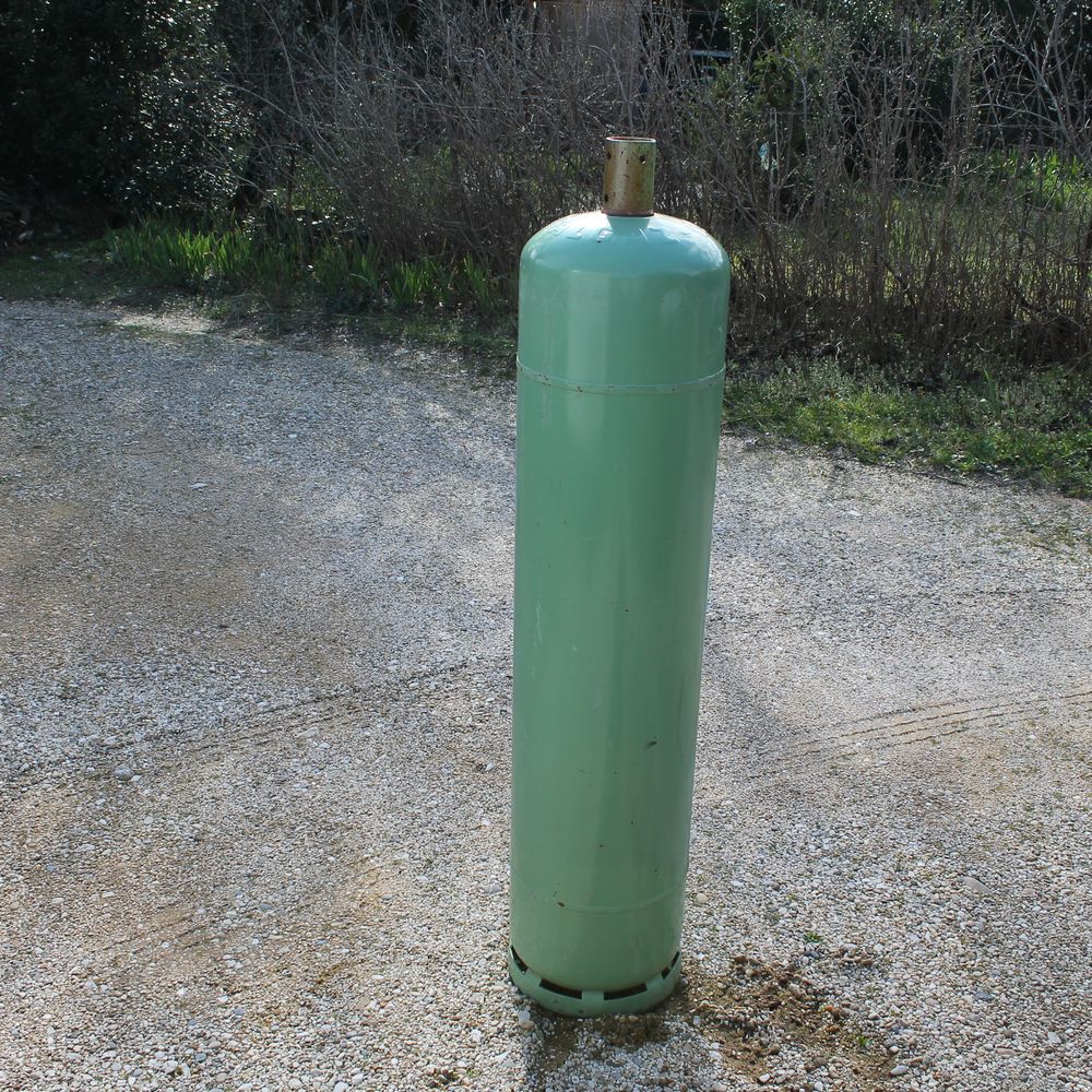 bouteille de gaz vide propane 8 Les Angles (30)