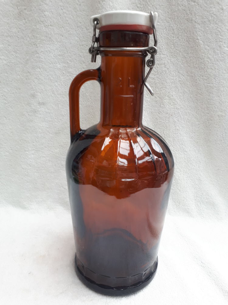Bouteille vintage 2 litres 12 Montigny-Lencoup (77)