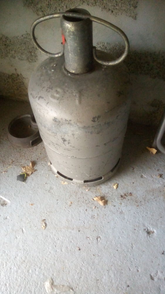 BOUTEILLE DE GAZ 20 Barby (73)