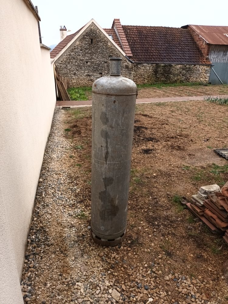 bouteille de gaz 15 V�zelay (89)
