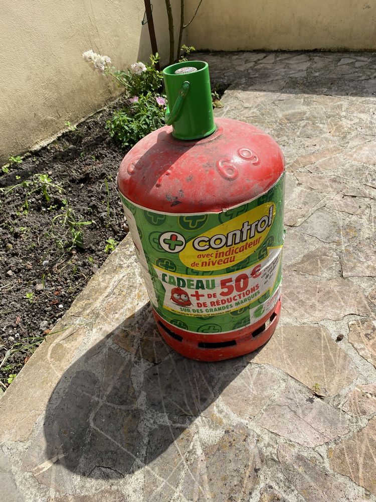 BOUTEILLE DE GAZ 20 Pr�mont (02)