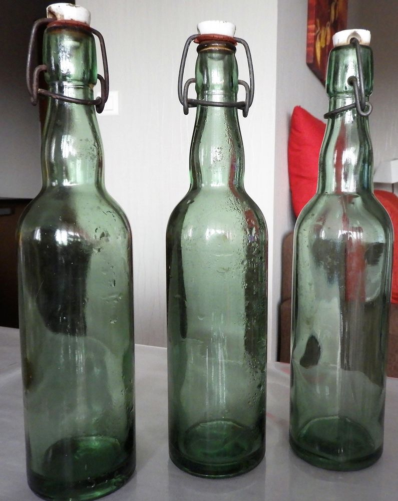Lot de 3 bouteilles de bière anciennes. 2 Castanet-Tolosan (31)