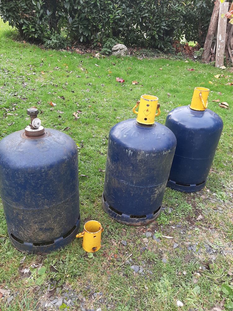 3 bouteilles de gaz butane 13kg 40 Bourgtheroulde-Infreville (27)