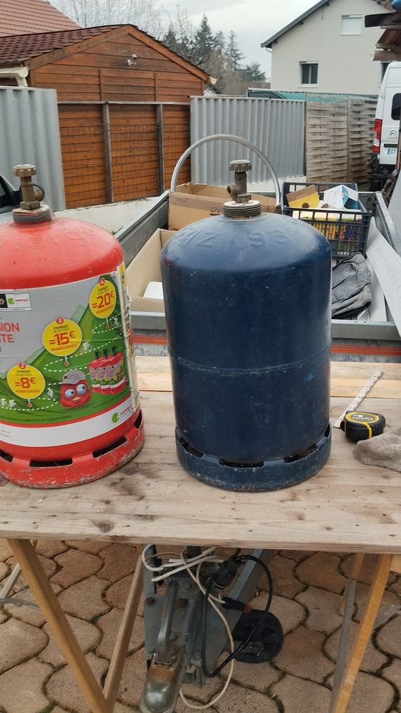 bouteilles butane pleines 15 Commelle-Vernay (42)