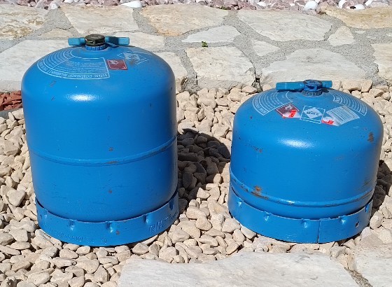  bouteilles de camping gaz 20 Saint-Yrieix-sur-Charente (16)