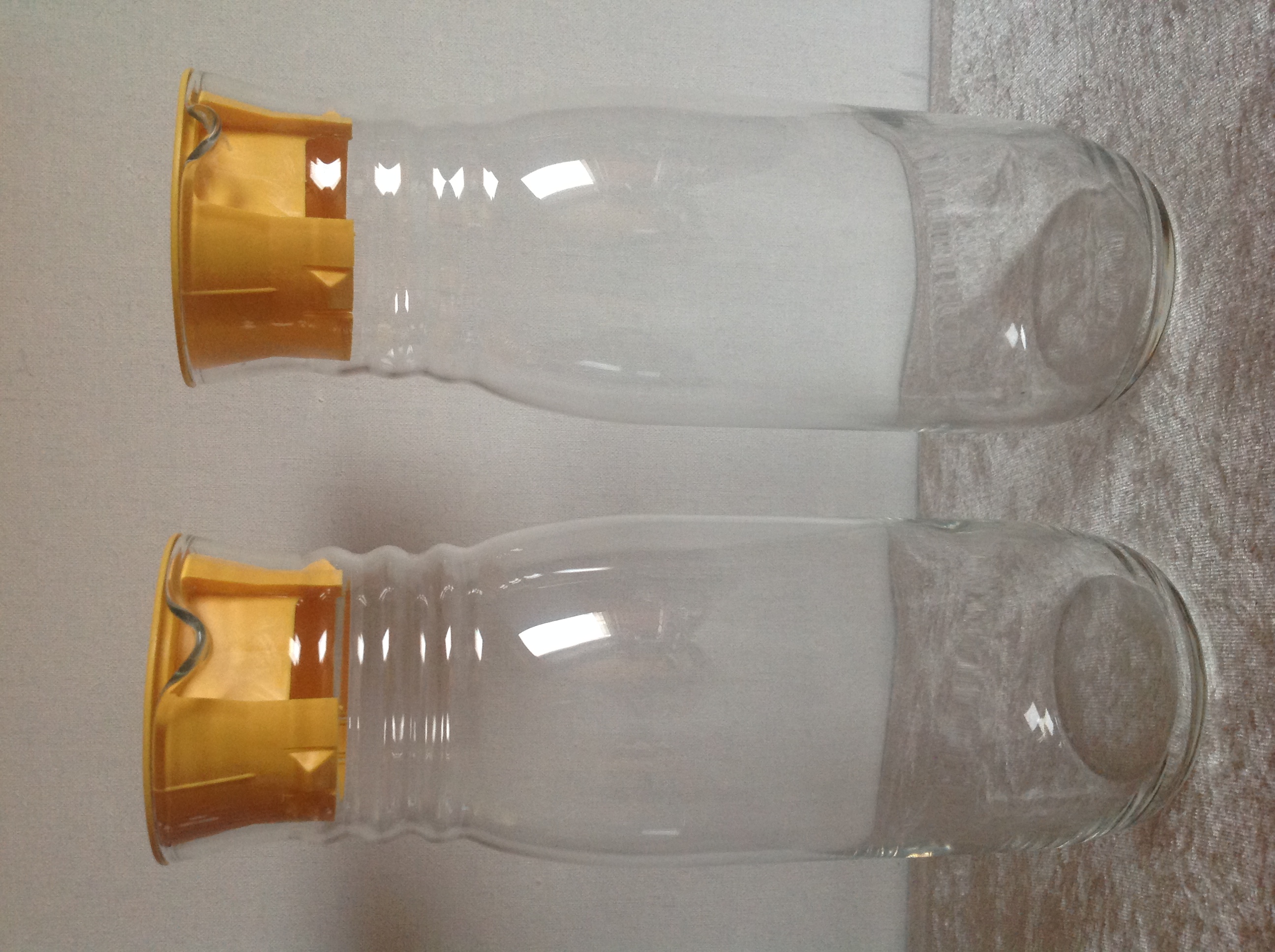BOUTEILLES PICHETS CARAFES EN VERRE BEC VERSEUR Envoi Possib 9 Tr�gunc (29)