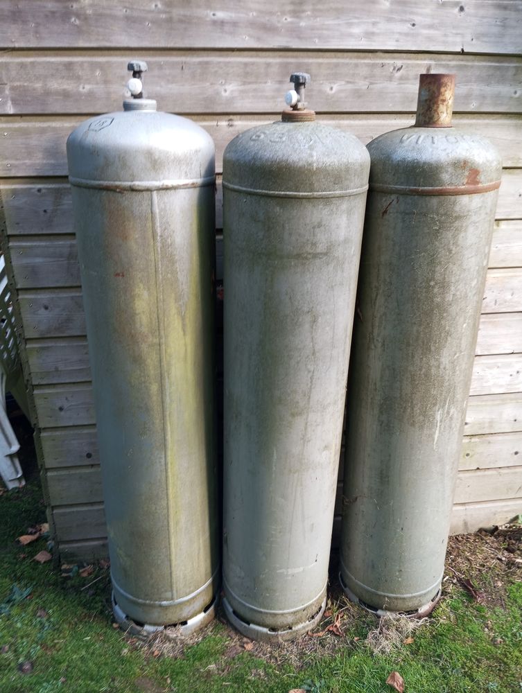bouteilles propane 35 kg 50 Saint-Laurent-de-Br�vedent (76)