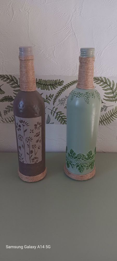 Bouteilles relook�es. 10 Yvrench (80)