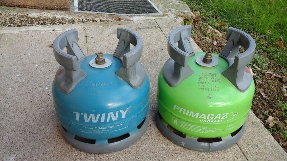 2 bouteilles gaz Twinx 20 Maignaut-Tauzia (32)