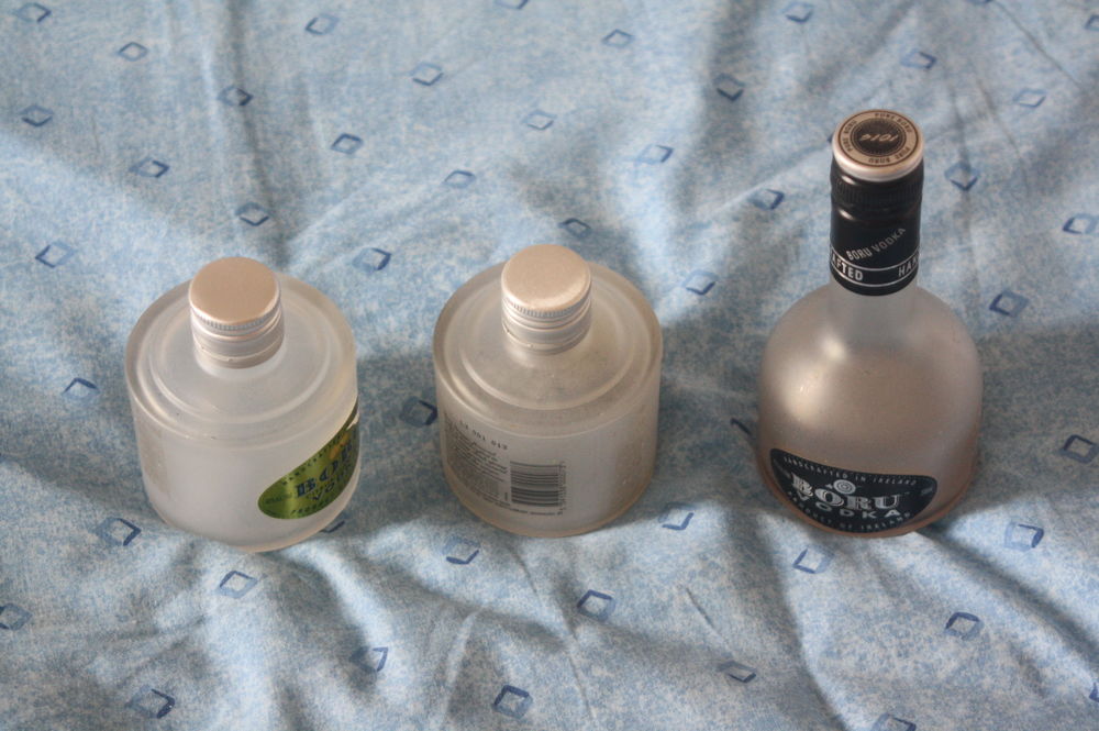 Bouteilles vides Boru gigognes 5 Larrazet (82)