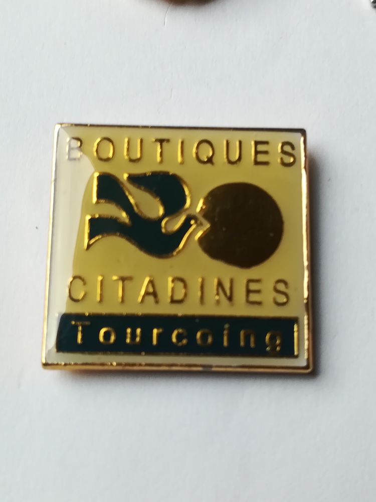 PIN'S   LES BOUTIQUES CITADINES  (PINS)
0 Mouvaux (59)