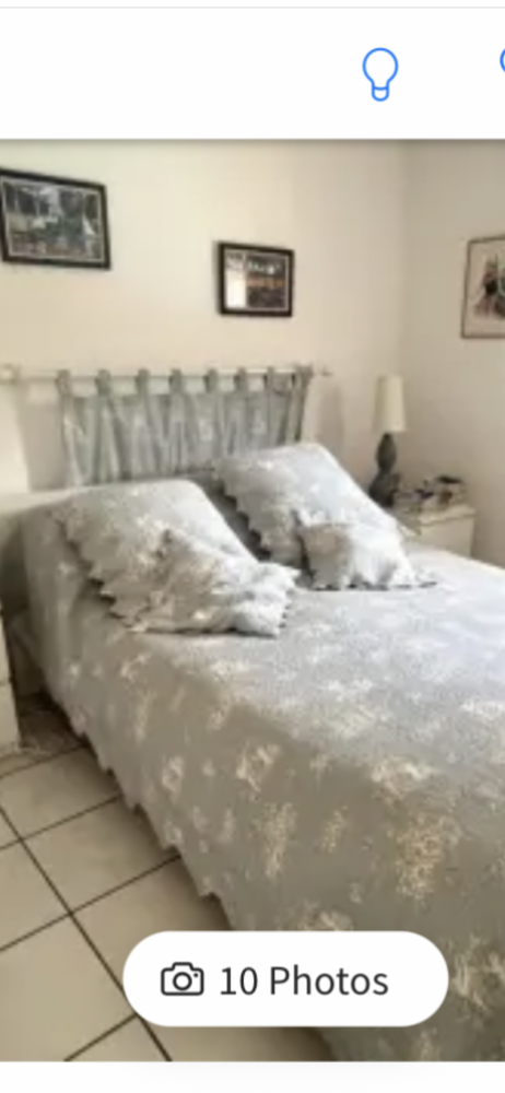 Boutis bleu clair avec tringle et rideau t�te de lit 80 Bouc-Bel-Air (13)