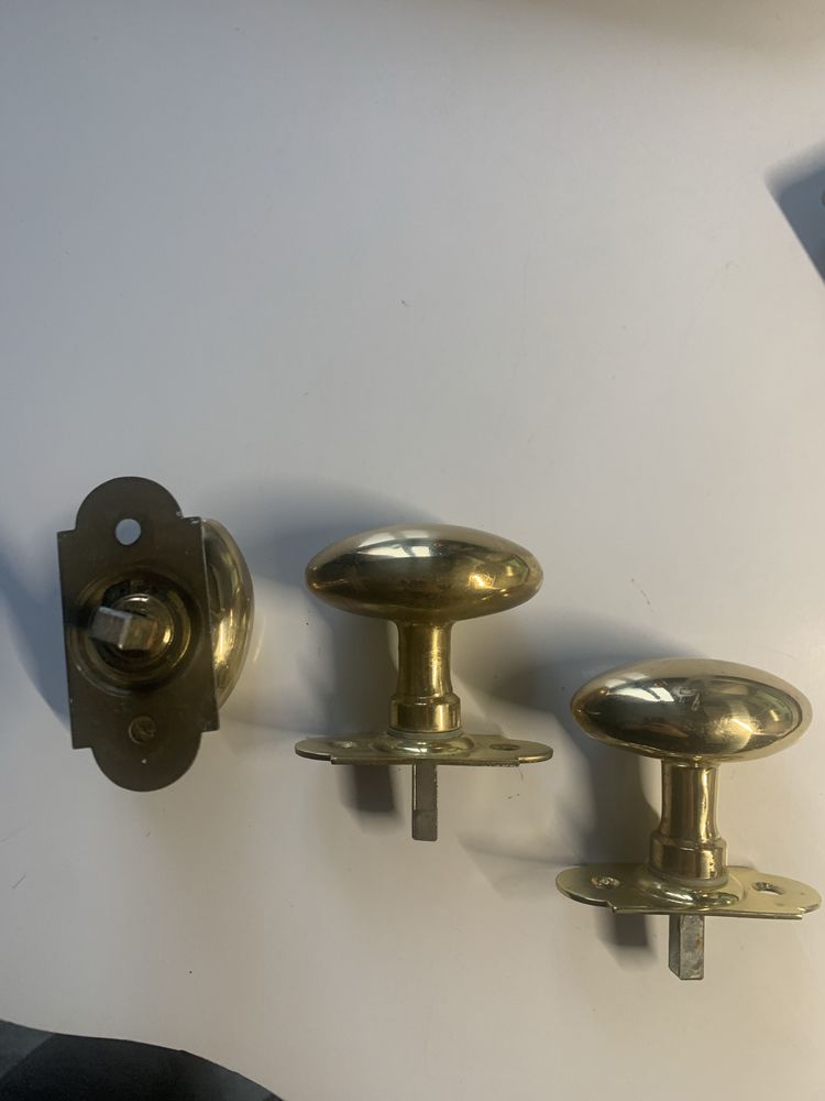 Bouton Laiton 75 Gentilly (94)