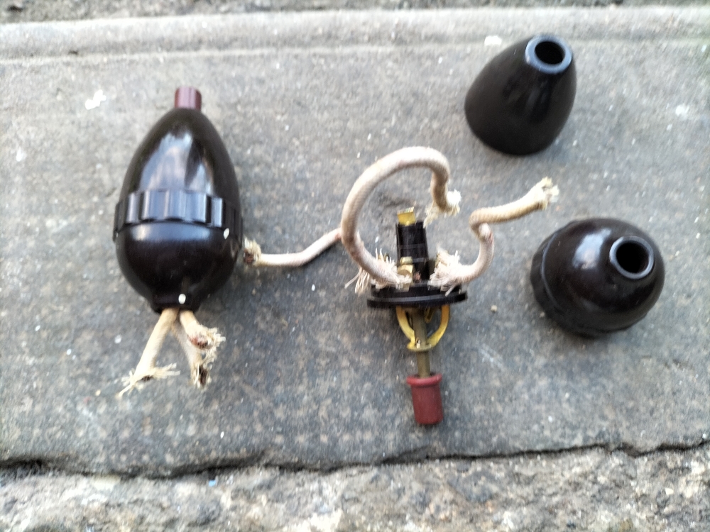 bouton t�te de lit POIRE 25 Le Mont-Saint-Michel (50)