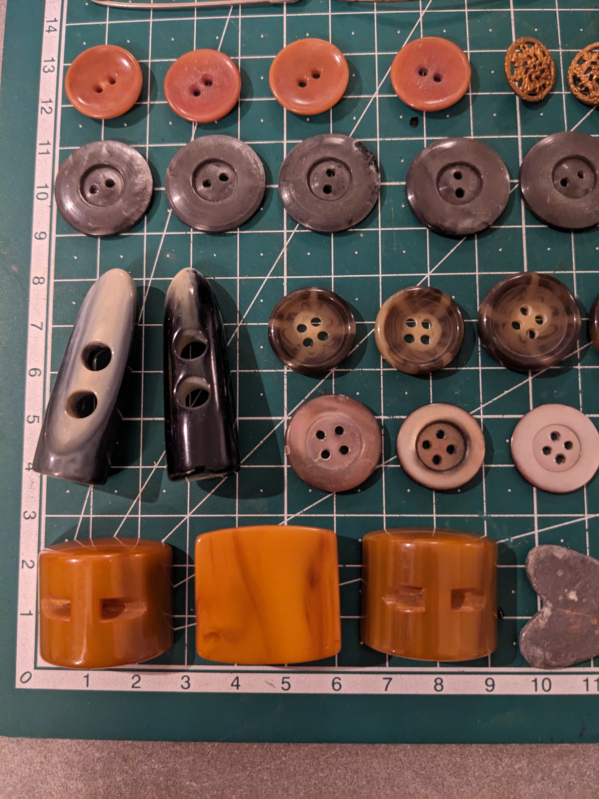 BOUTONS NACRE RONDS - Au fil de Flo : Tissus, Mercerie, Patchwork BOUTONS NACRE RONDS - Au fil de Flo : Tissus, Mercerie, Patchwork