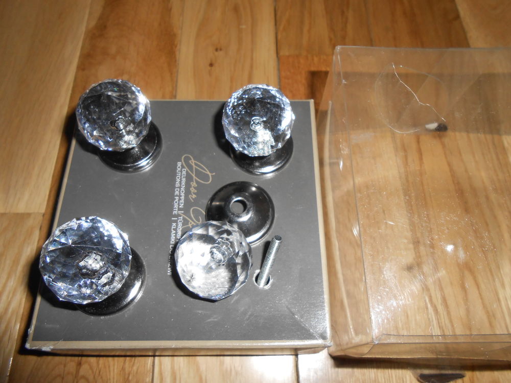 BOUTONS CRISTAL POUR MEUBLE 32 Aumale (76)