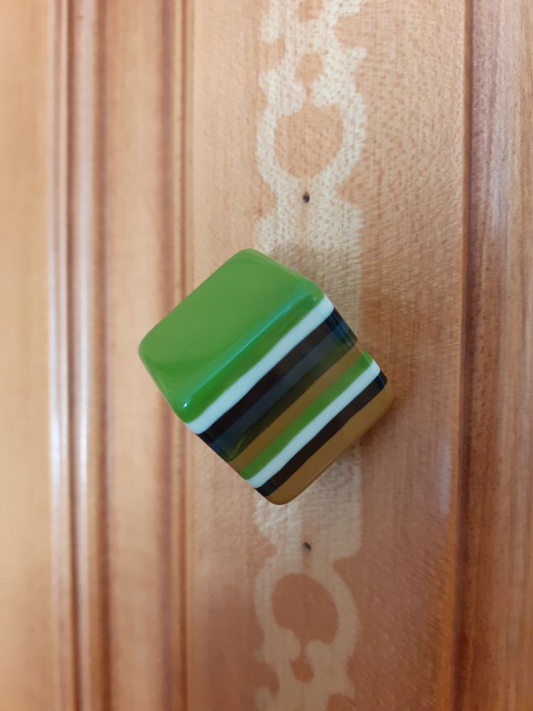 9 boutons cube de porte de placard 22 Nolay (21)