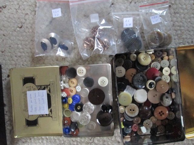 Boutons divers 1 Herblay (95)