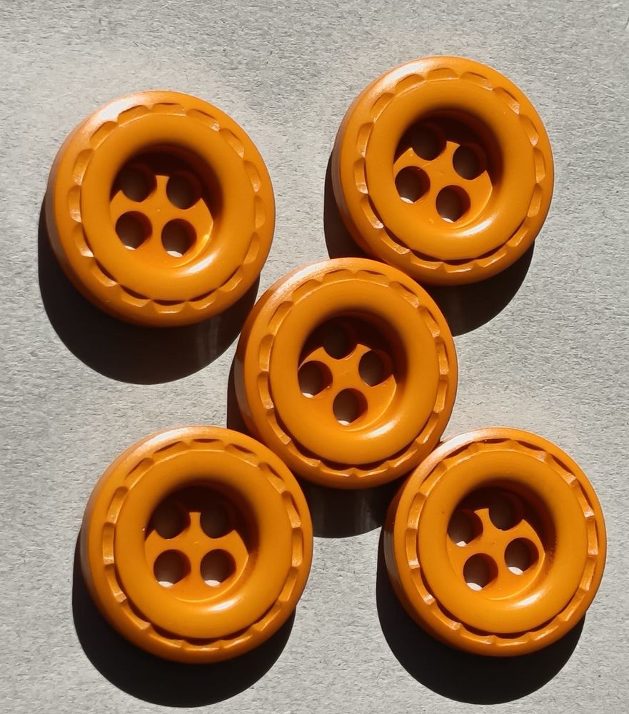 5 Boutons jaune orang�, 2 cm  - Bordure effet sellier - N�67 9 Thonon-les-Bains (74)