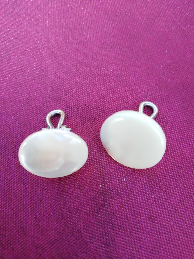 Boutons de manchette anciens (n�1) 4 Avermes (03)
