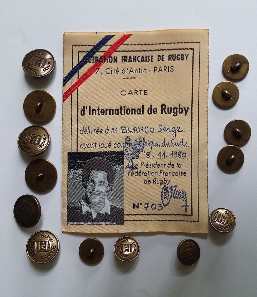 Lot de boutons en m�tal Serge Blanco 30 Limoges (87)