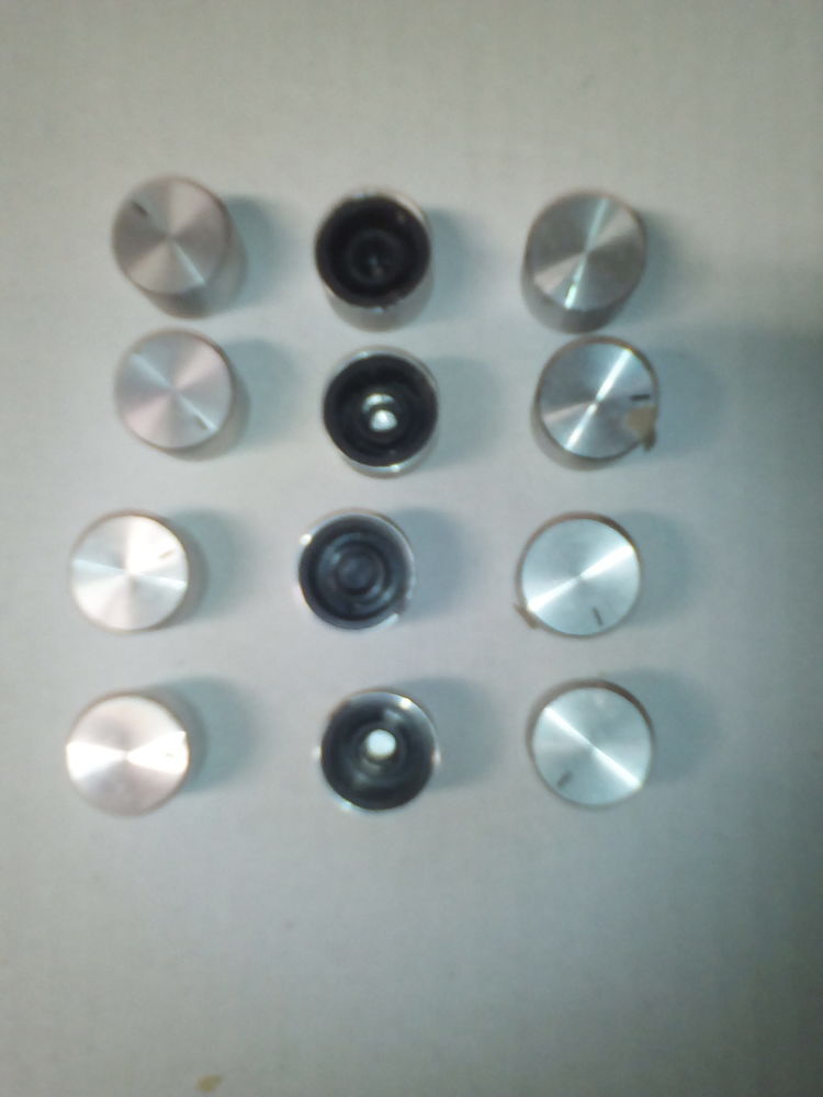 Boutons pour appareils �lectroniques 3 Warcq (08)